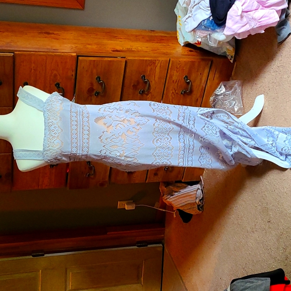 Venus Baby Blue lace dress size 8